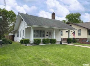 2101 S 4th St, Springfield, IL 62703