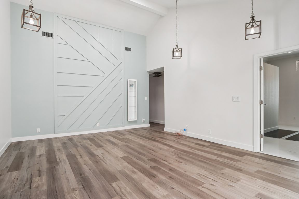 next background image