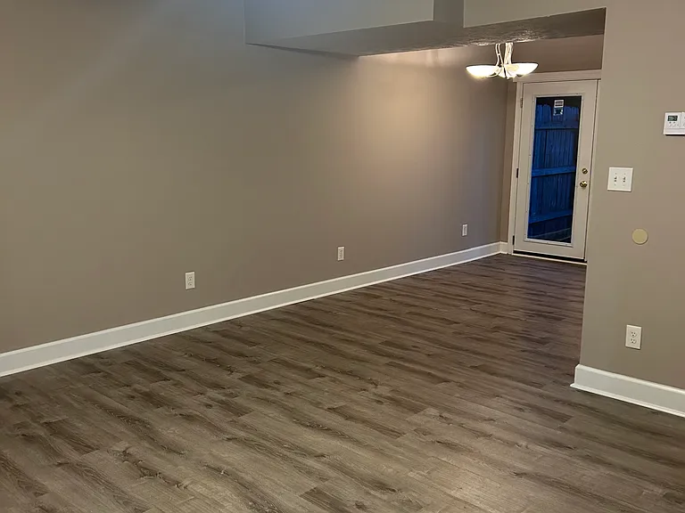 142 Tanbark Dr — Photo 3