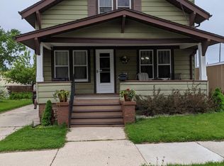 829 S 19th St, Manitowoc, WI 54220