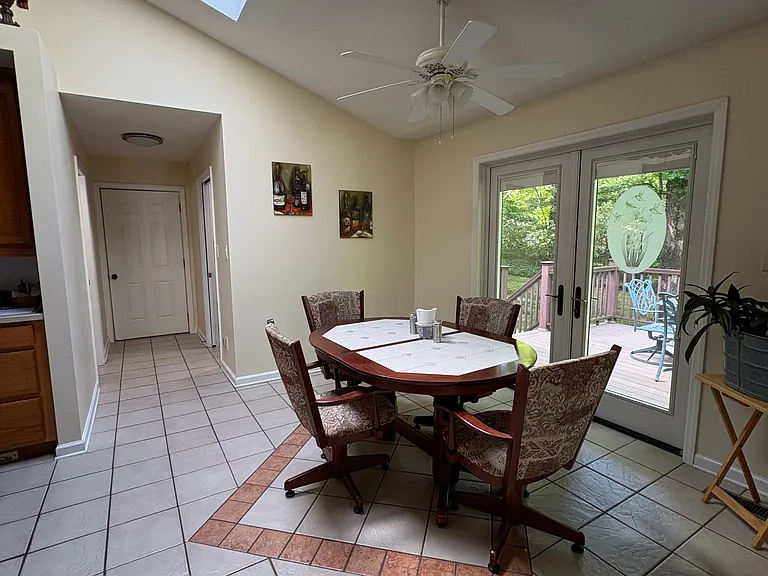 162 Bayside Dr — Photo 20