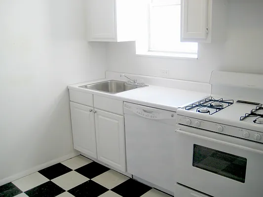 Rented by TB Shaw Realty | media 25