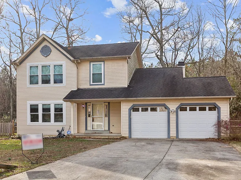 21423 Lee Dr — Photo 1