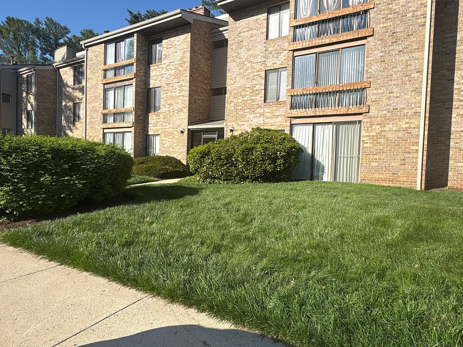 1 bed, 757 sqft, $1,725 — Photo 1
