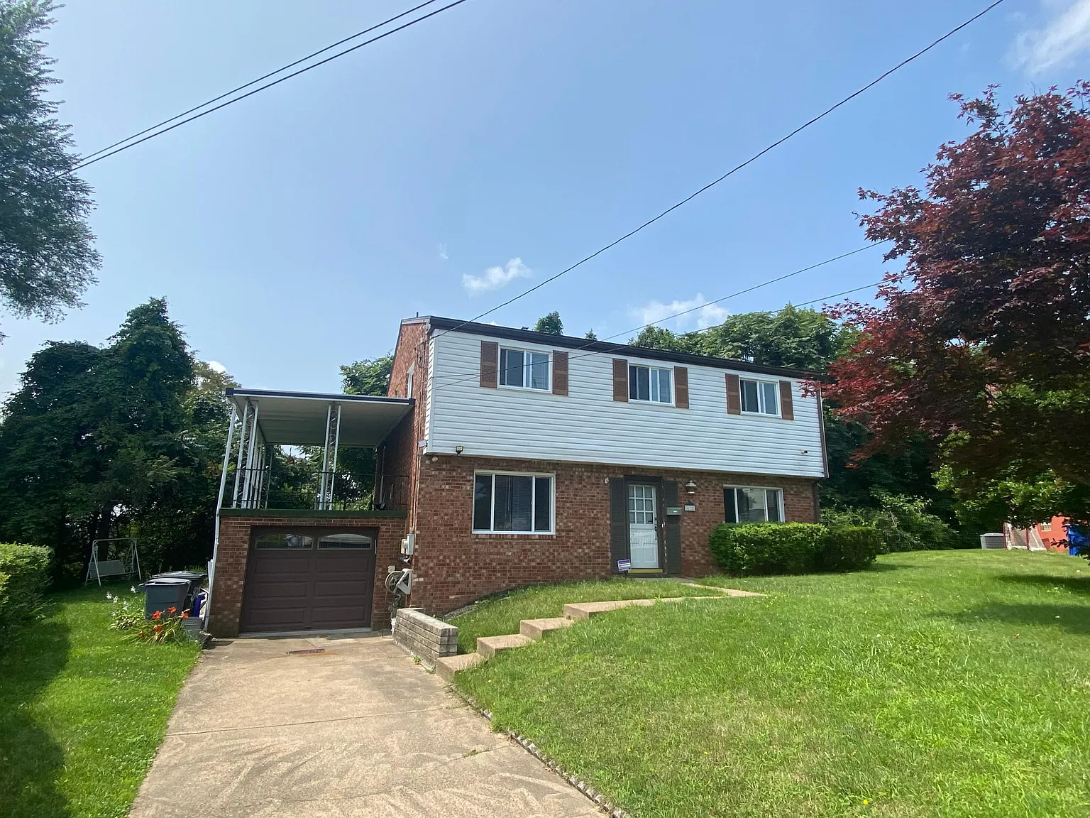 821 Sweetleaf Dr photo 1