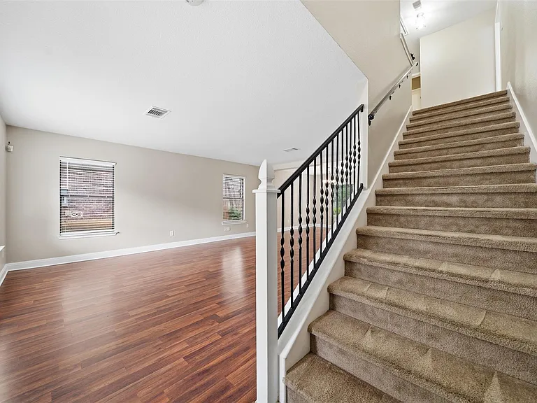 1304 Irene Dr — Photo 19