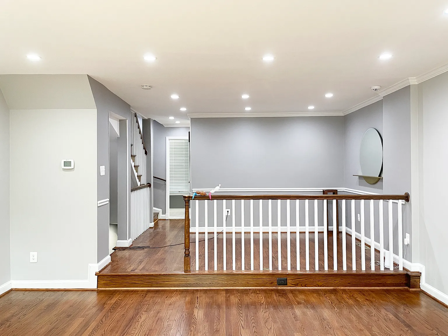 3 bed, 3.5 bath, 1964 sqft, $5,499 — Photo 3