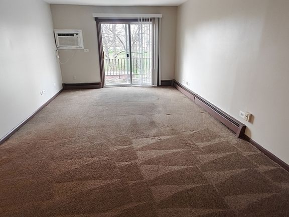 4th image of 506 Lincoln Ave APT 303