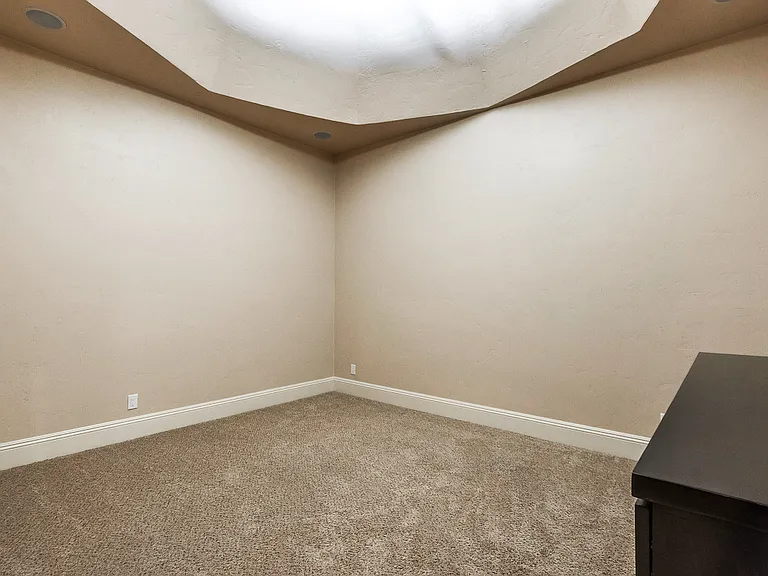 12800 Cozy Cove Ave — Photo 14