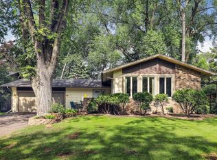 7007 Willow Ln, Minneapolis, MN 55430