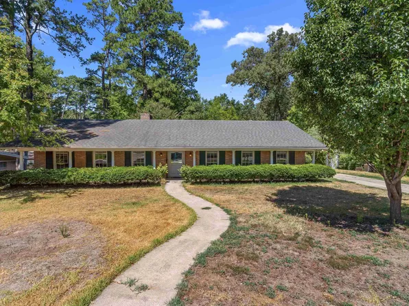 1703 N 10th St, Longview, TX 75601
