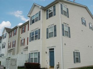 8221 Barrington Ct #41, Severn, MD 21144
