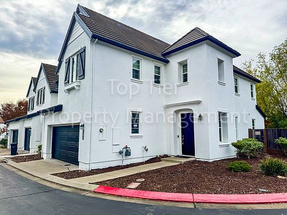 3rd image of 435 Karelian St