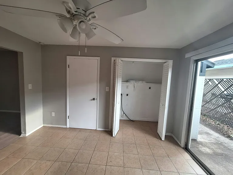 919 E Orange St #B — Photo 31