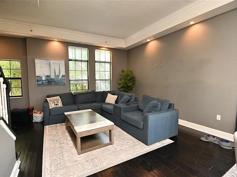 2201 Soho Bay Ct — Photo 8