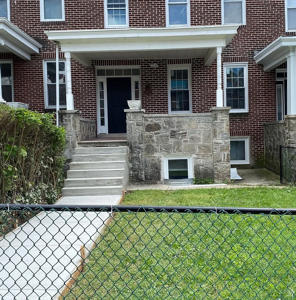 1 bed, $700 — Photo 1