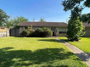 2305 Gladys St, Beaumont, TX 77702