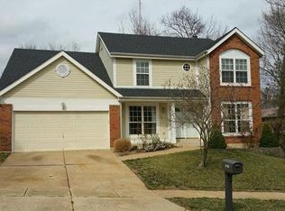13521 Becker Place Dr, Saint Louis, MO 63128