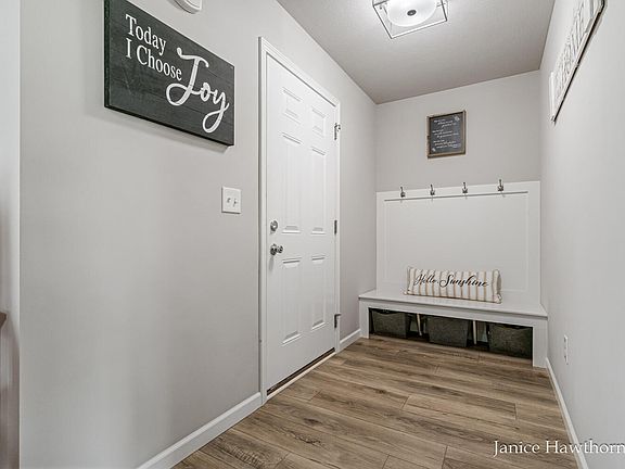 5th image of 1262 Elise Dr
