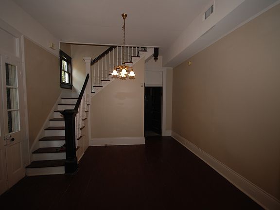 4th image of 710 Marigny St