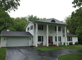 520 Greendale Rd, Sheboygan, WI 53081