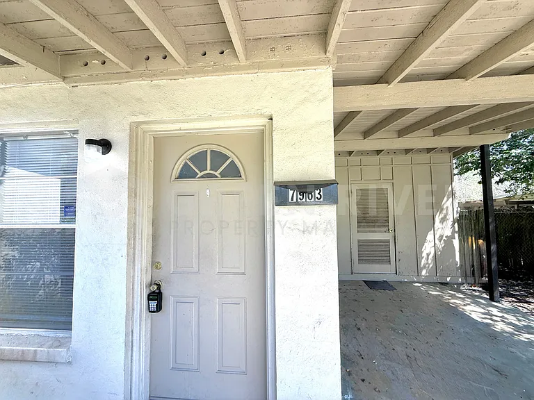 7963 Le Mans Dr — Photo 5
