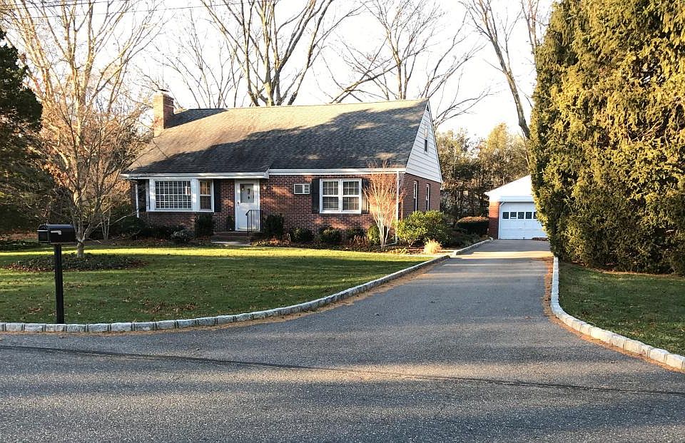 1st image of 19 Beatty Ave