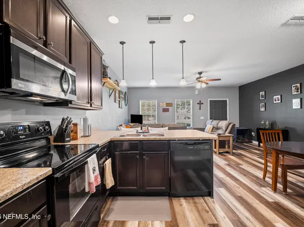 2738 HOLLYBROOK Lane, Orange Park, FL 32073