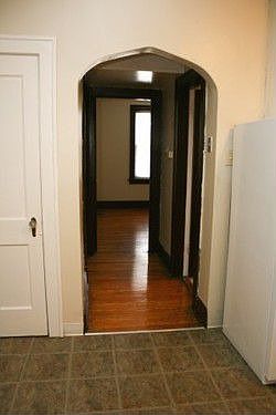 4th image of 5005-5007 Mardel Ave