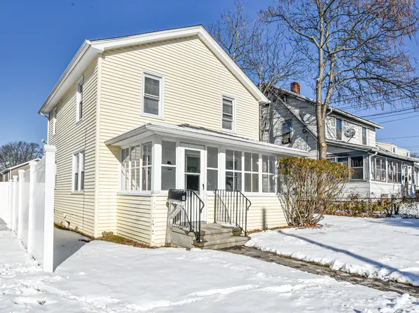 6 Springdale St, Milford, CT 06460