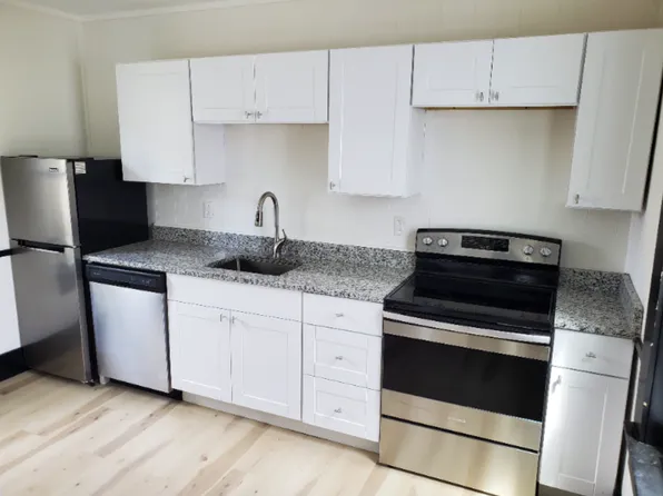 18-20 Pierce Street - 18 Pierce St, 18 Pierce St, Dover, NH 03820