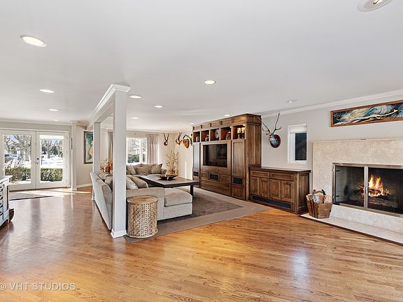4th image of 1320 Sprucewood Ln