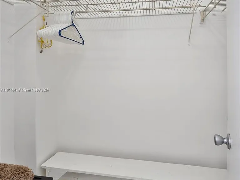 100 Lincoln Rd #607 — Photo 11