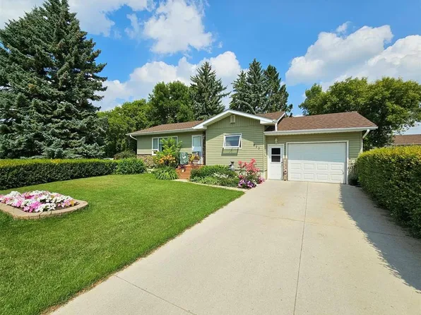 617 Hill AVENUE, Wawota, SK S0G 5A0