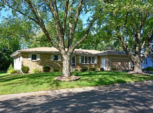 1609 Bunker Hill Rd, Albert Lea, MN 56007