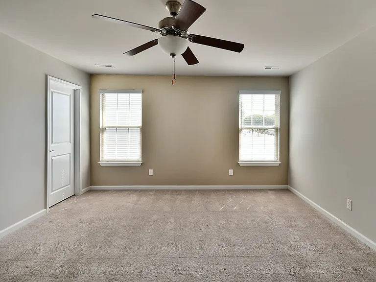 303 Corday Ln — Photo 20