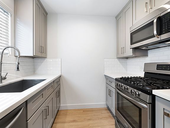 2nd image of 4053 W 23rd St APT B