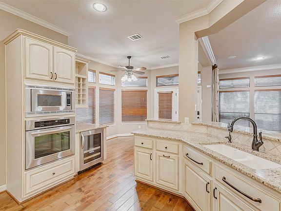 4th image of 1130 Wellshire Dr #1130