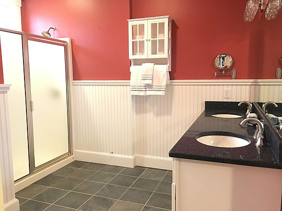 1st Floor Master Bath 1