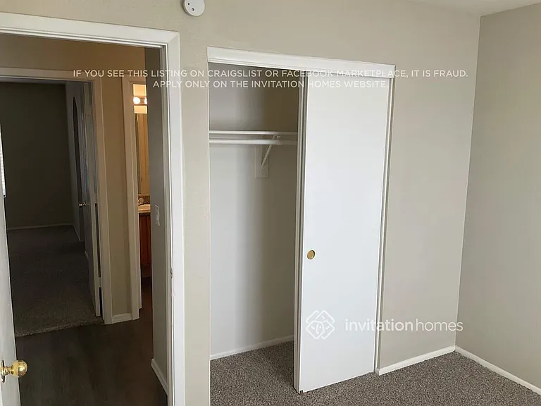 8632 W Townley Ave — Photo 6
