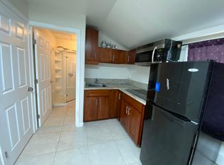 2975 Koali Rd #D, Honolulu, HI 96826