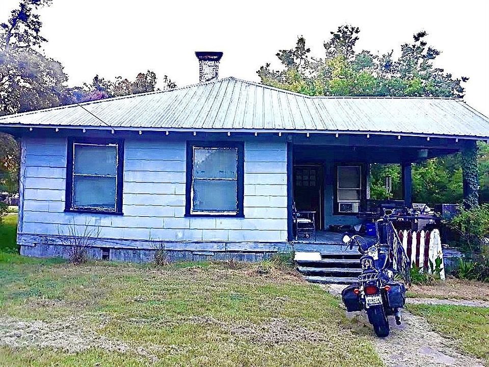 1st image of 909 W College Ave