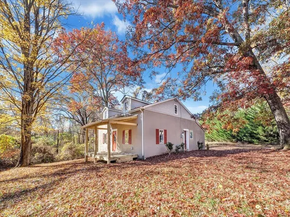 1844 Richland Hills Dr, Salem, VA 24153