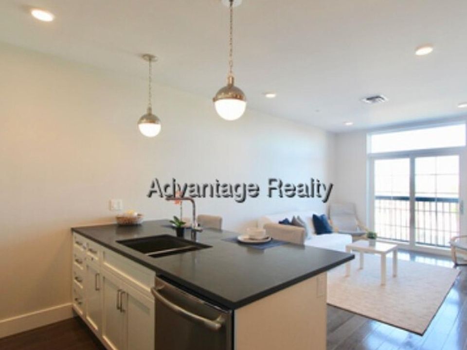 1st image of 434 McGrath Hwy #307W