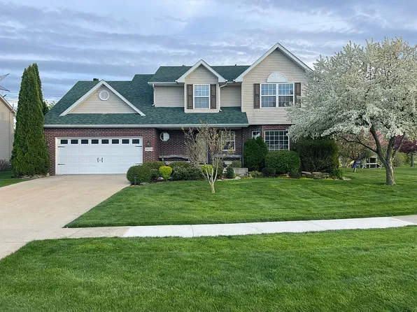 26229 S Evergreen Ln, Channahon, IL 60410