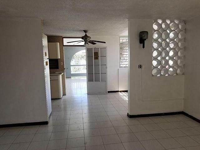 2nd image of CI49 Calle Dr Jg Padilla