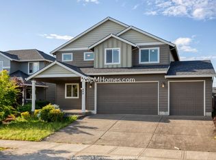 449 Vine Ave, Woodburn, OR