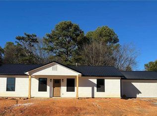 1033 Jones Mill Rd, Cartersville, GA 30120