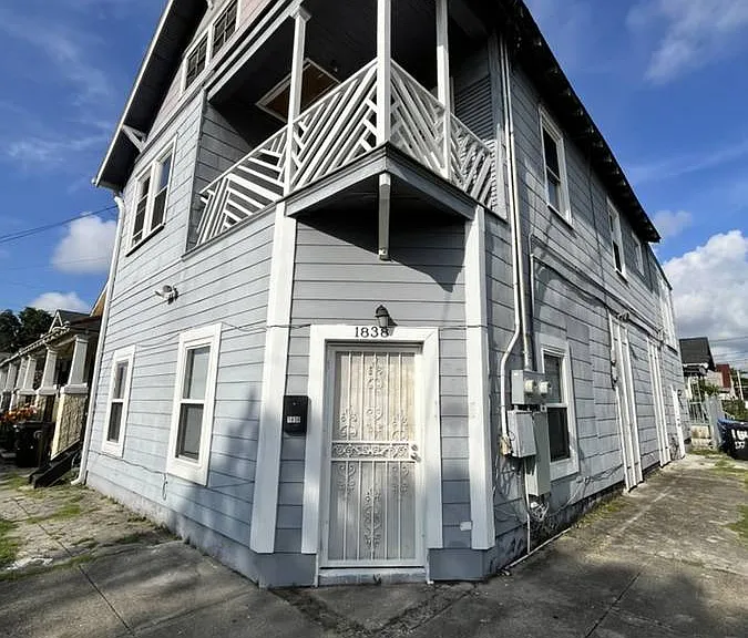 1838-40 Marigny St — Photo 15