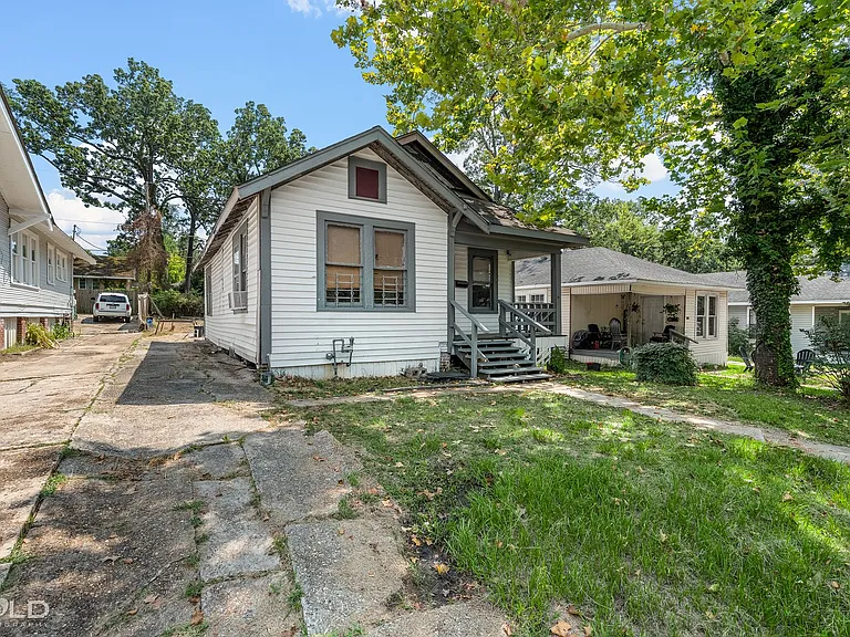 315 Robinson Pl — Photo 21